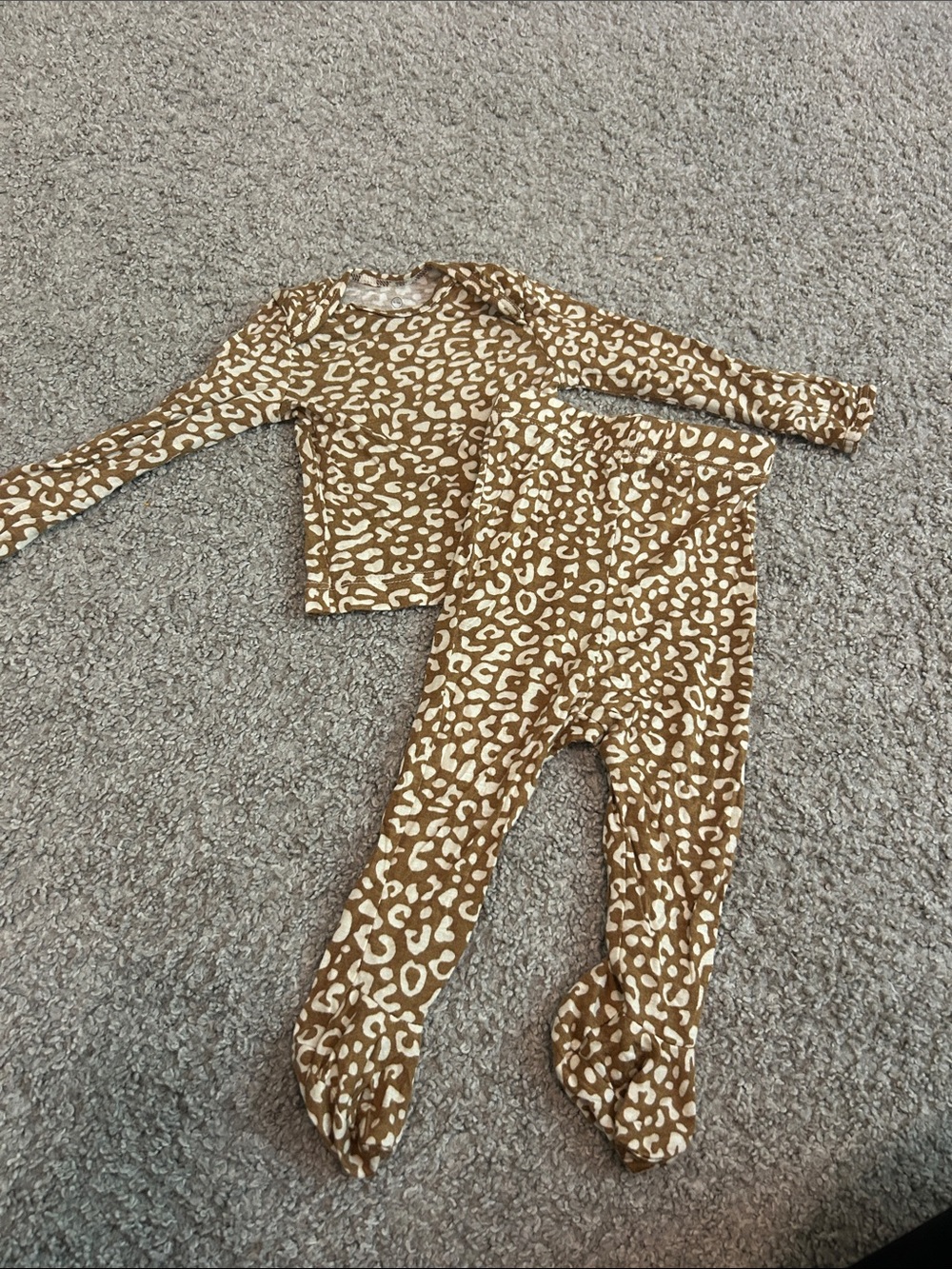 solly baby Tan and White Leopard Print Kids Pajama Set